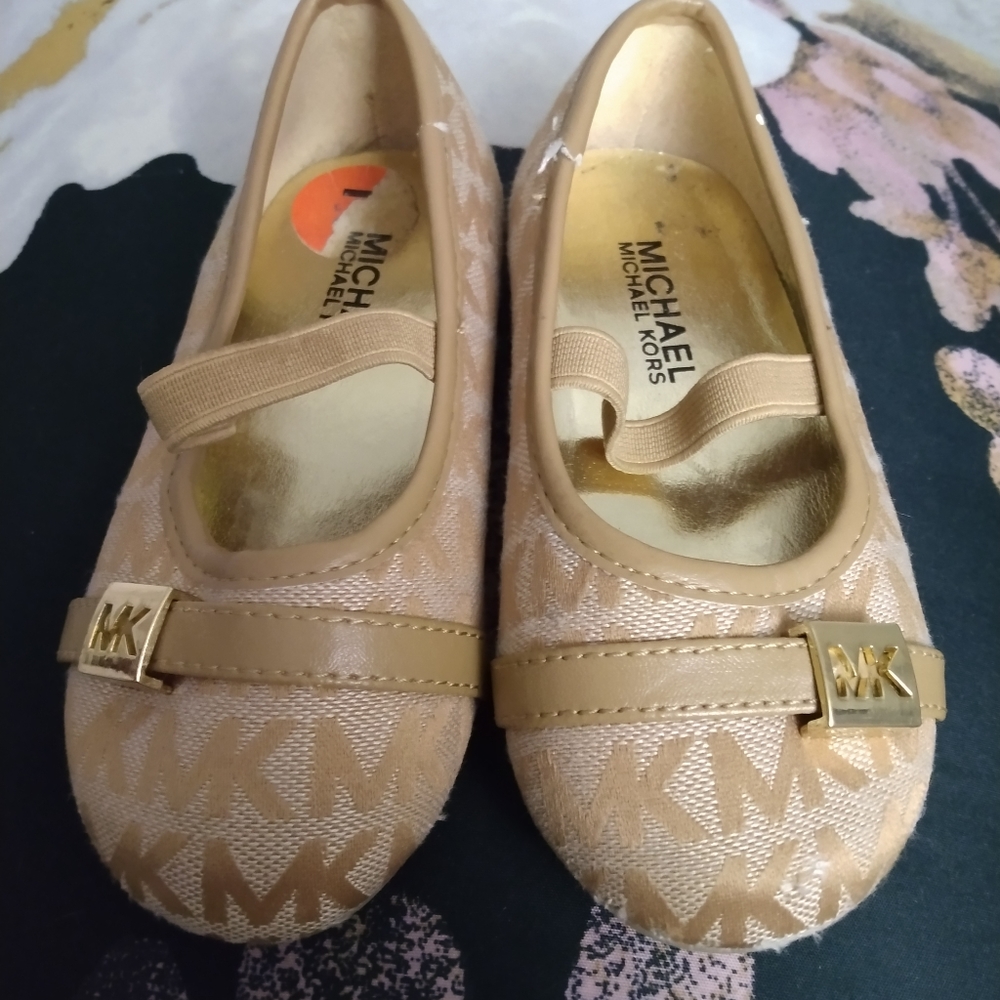 Micheal Kors toddlers size 7 girls